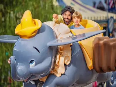 Personnages Disney dans les Parcs