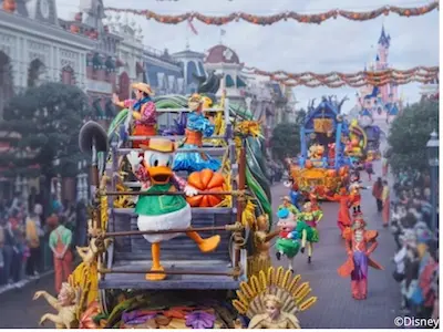 Ambiance Halloween à Disney