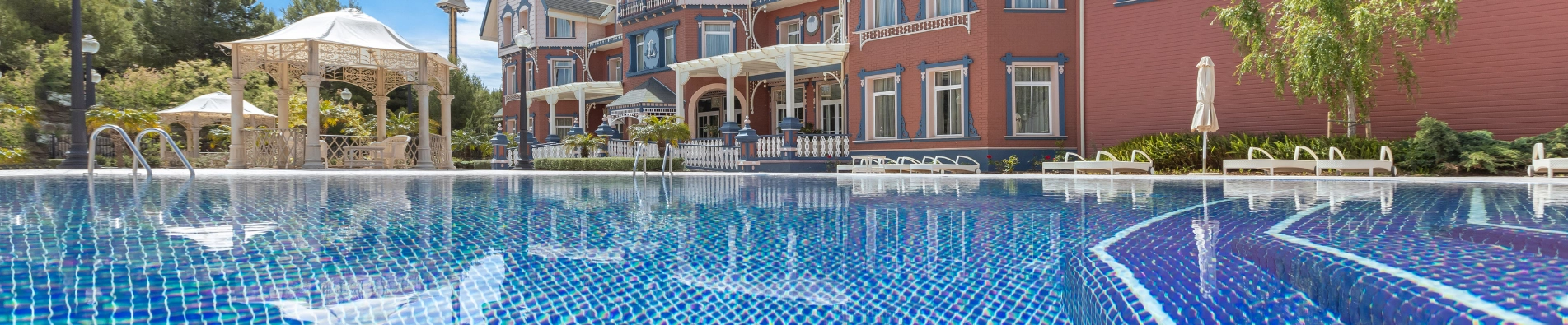 Piscine de l'Hotel Mansion de Lucy