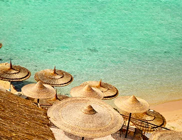 Hors de nos frontières