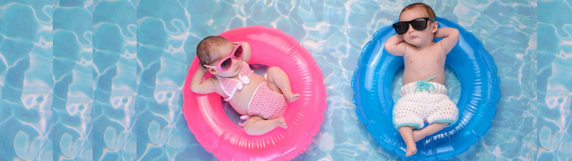Bébé à la piscine