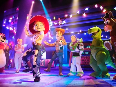 Disneyland Paris Together Pixar