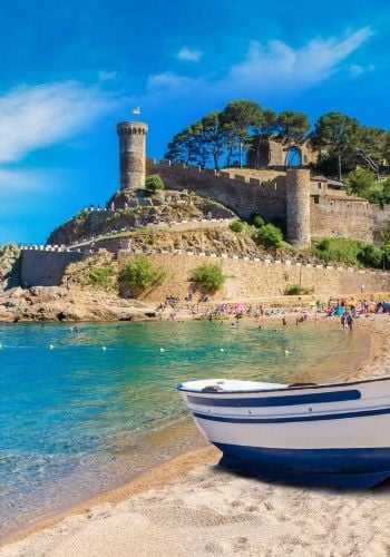 Plage de Tossa de Mar en Catalogne, Espagne