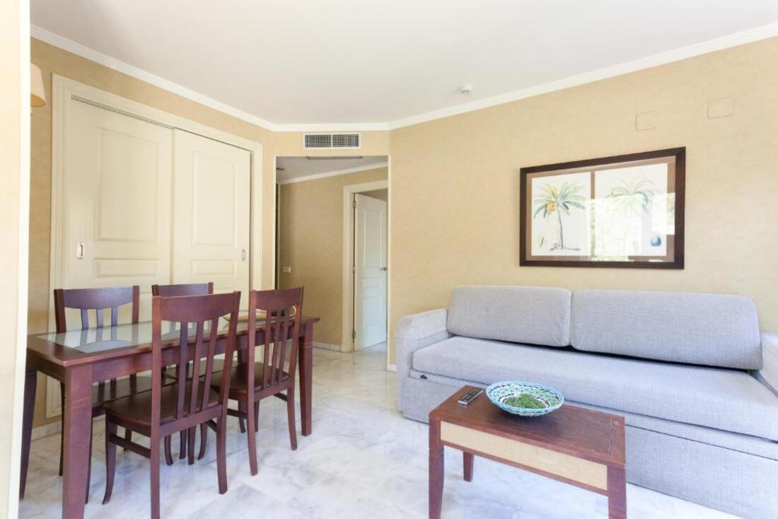 Hotel Holiday World Riwo 4* - 12