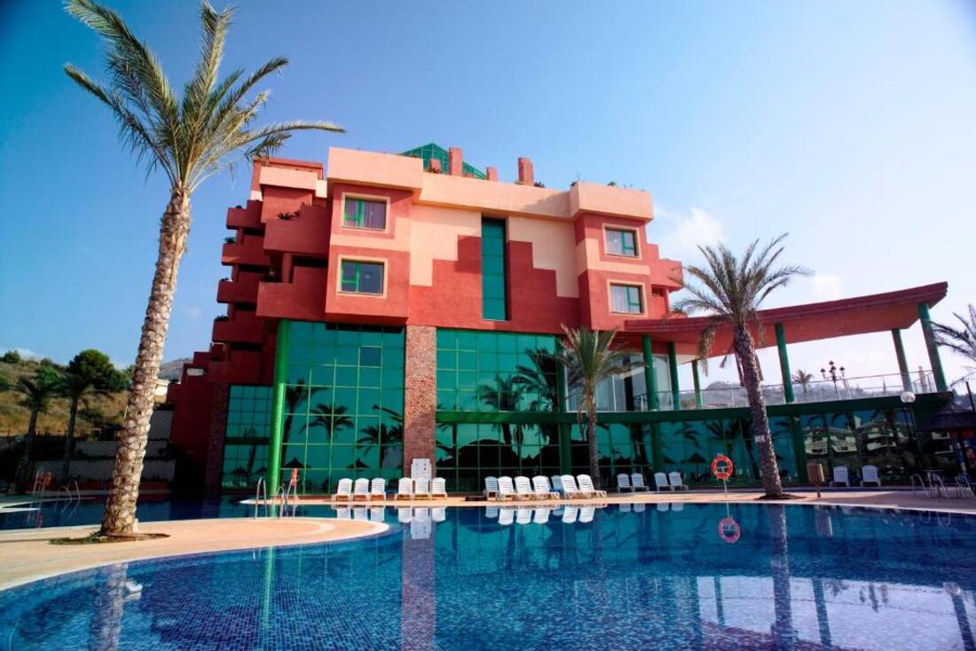 Hotel Holiday World Riwo 4* - 1