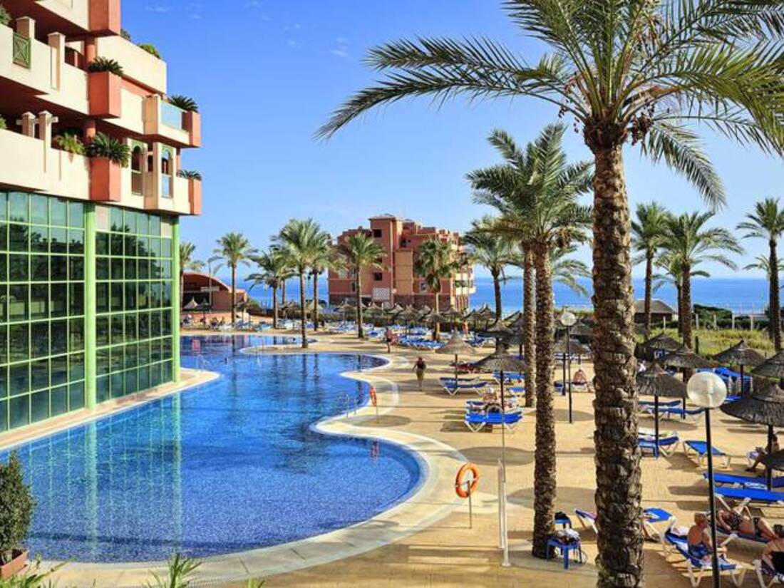 Hotel Holiday World Riwo 4* - 2