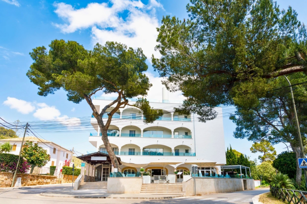 Hôtel Alcanada Golf 4*